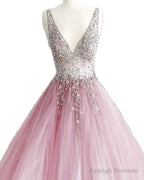 Dusty Pink Tulle Ball Gown Prom Dresses Beaded V-Neck