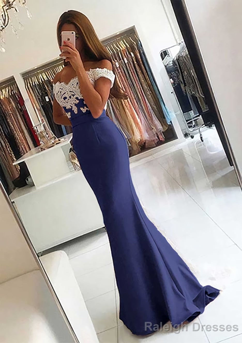 Elastic Satin Prom Dress Trumpet/Mermaid V Neck Sweep Train With Lace Secondary image