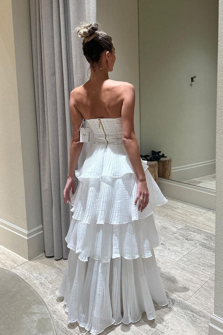 Elegant A-Line Long White Tiered Prom Dresses 21Th Birthday Outfits