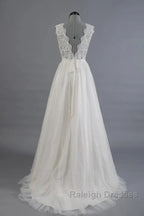 Elegant And Noble A-Shaped V-Neck Belt With Stickers For Beach And Floor Length Wedding Dresses
