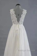 Elegant And Noble A-Shaped V-Neck Belt With Stickers For Beach And Floor Length Wedding Dresses