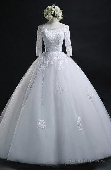 Elegant Ball Gowns Bateau Long Tulle Wedding Dresses With Lace