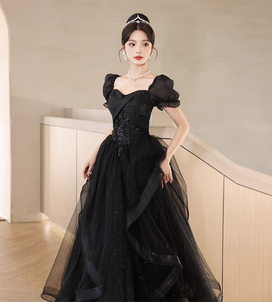 Elegant Black A-Line Square Neck Puff Sleeve Tulle Long Formal Prom Dress Main image