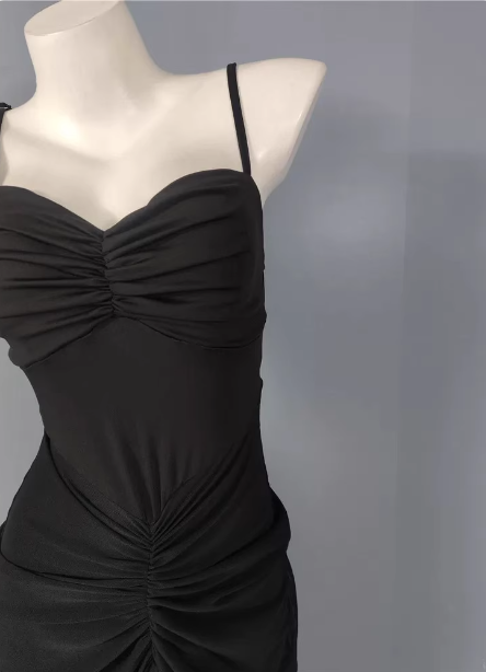 Elegant Black Mermaid Spaghetti Strap Ruched Chiffon Long Formal Prom Dress