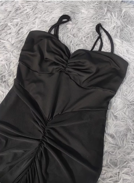 Elegant Black Mermaid Spaghetti Strap Ruched Chiffon Long Formal Prom Dress