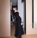 Elegant Black Mermaid Strapless Feather Sequined Tulle Formal Prom Dress