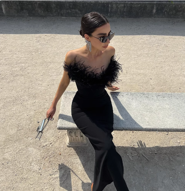 Elegant Black Strapless Feather Satin Bodycon Long Formal Prom Dress