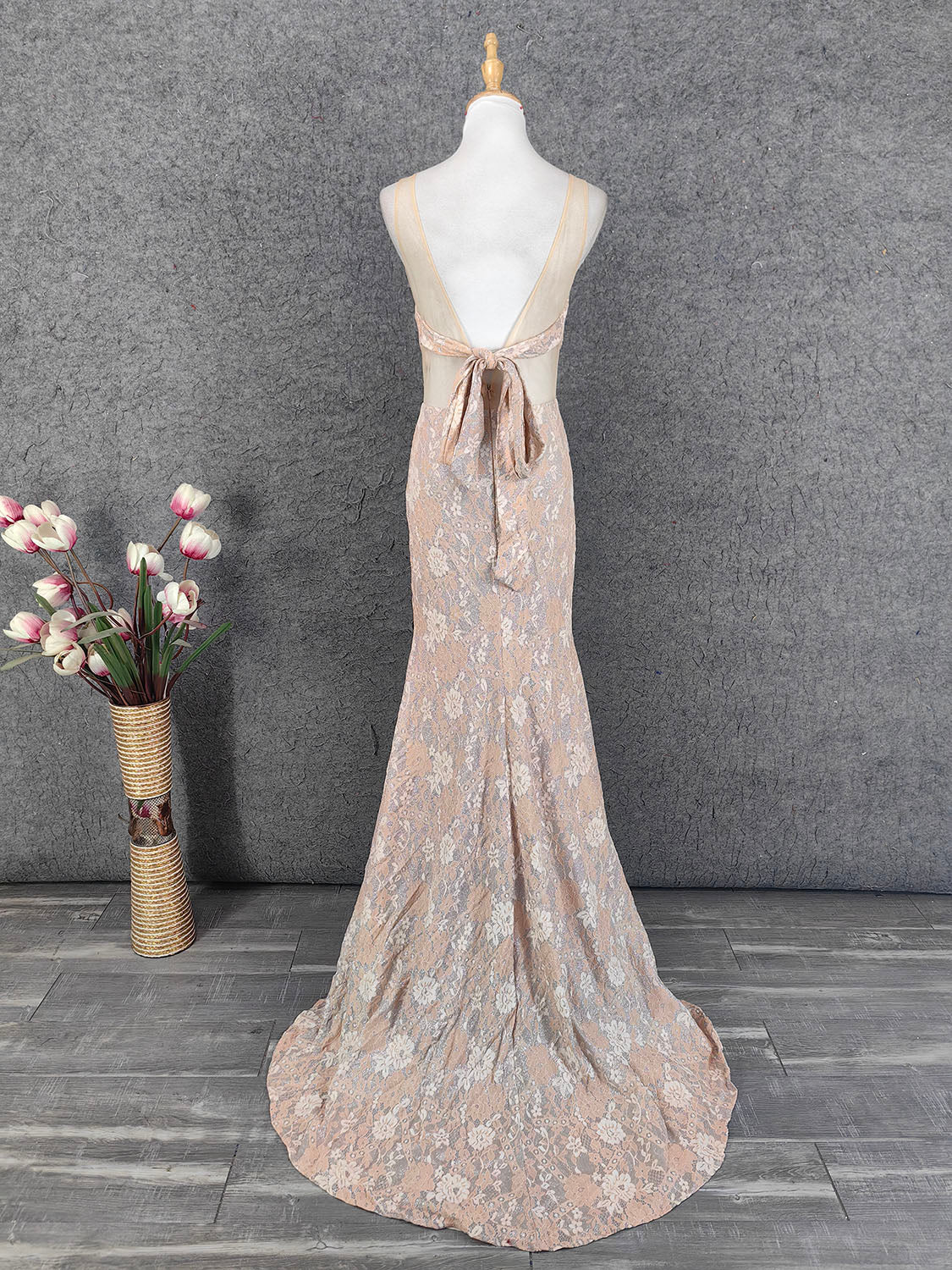 Elegant Blush Pink Lace Gradient Spaghetti Strap V-Neck Train Formal Prom Dress