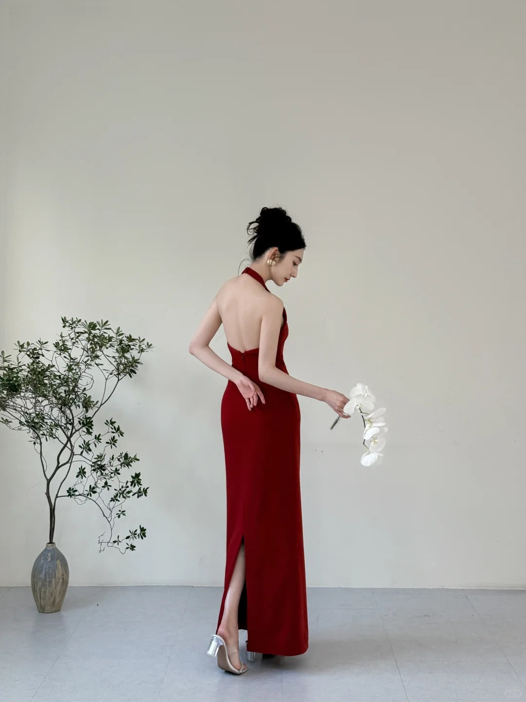 Elegant Burgundy Fitted Halter Neck Deep V-Neck Satin Long Formal Prom Dress