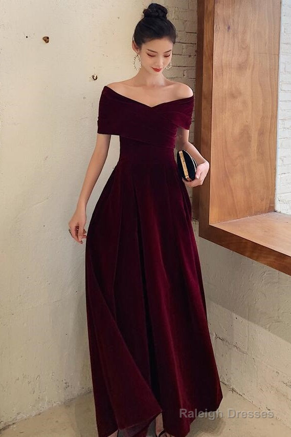 Elegant Burgundy Off Shoulder Sweetheart Velvet Prom Dresses A-Line Long Prom Dresseses