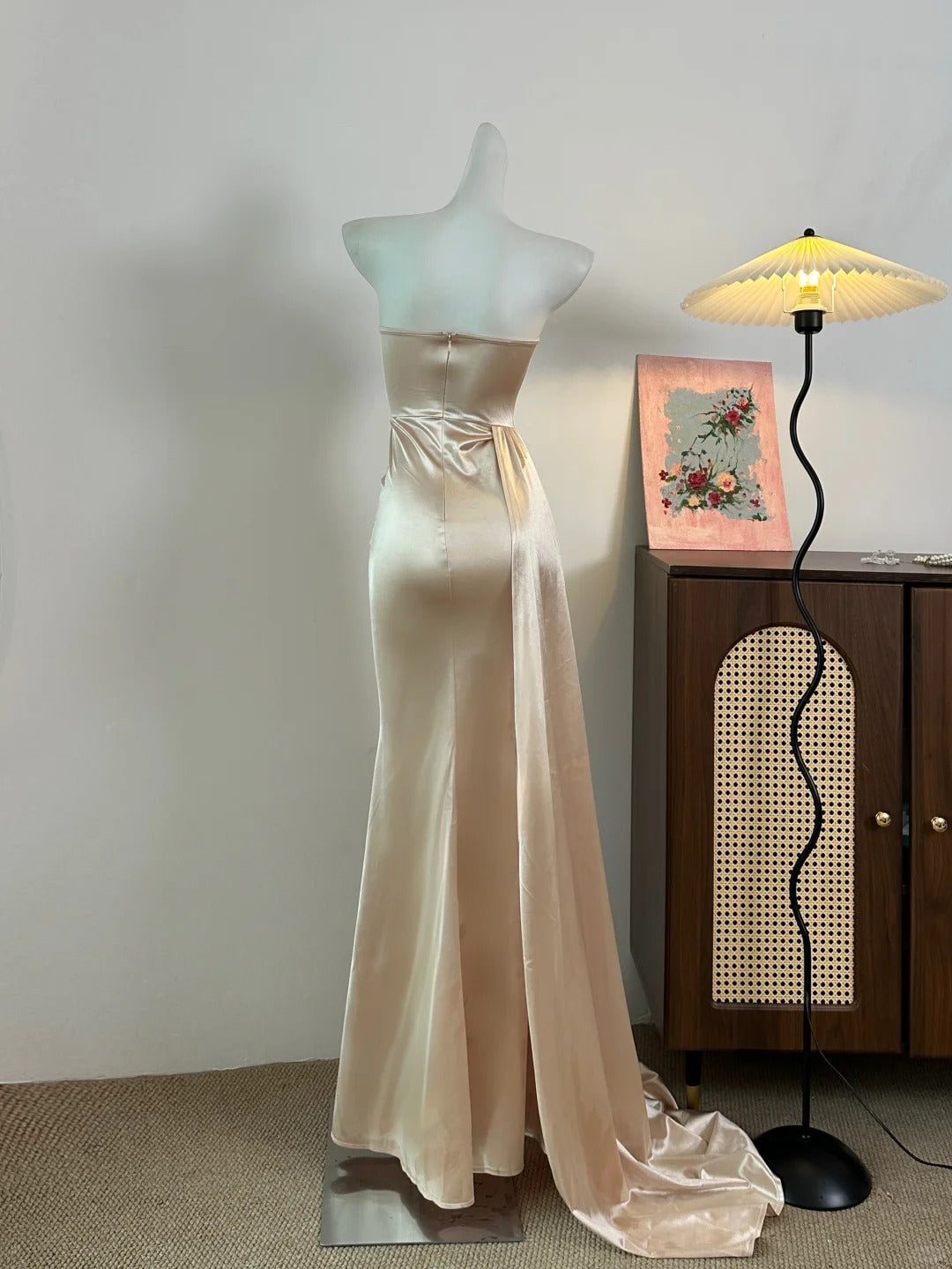 Elegant Champagne Mermaid Trailing Strapless Satin Long Formal Prom Dress