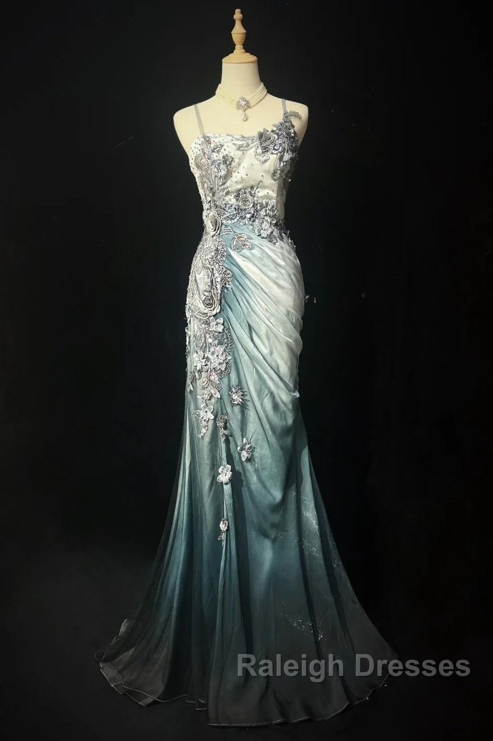 Elegant Chiffon Mermaid Gown For Prom&Prom Spaghetti Strap Sequined Applique Prom Gown