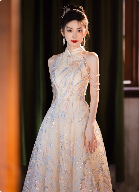 Elegant Cream Apricot A-Line Halter Neck Sequin Embroidered Pearl Fringe Tulle Long Formal Prom Dress