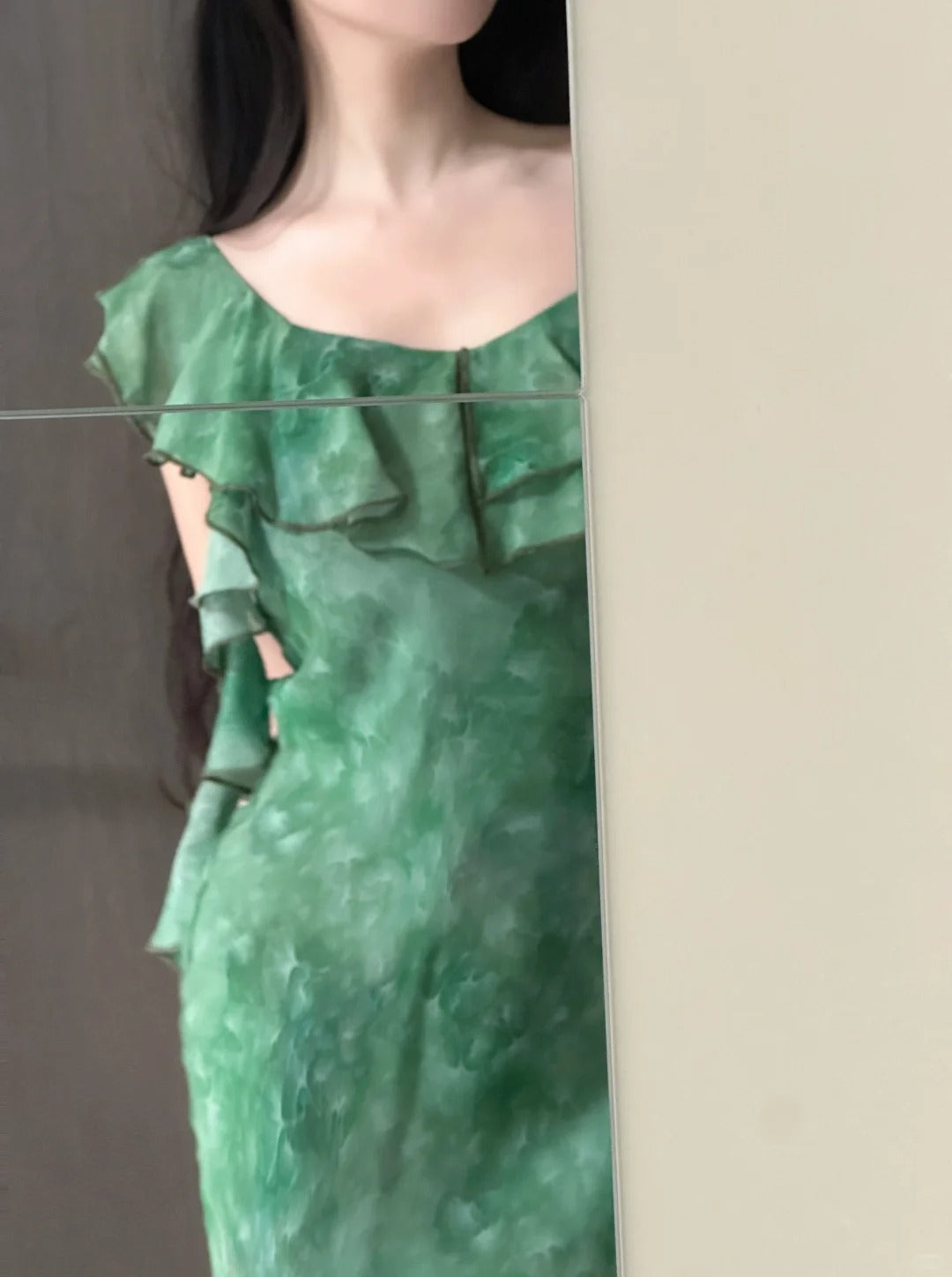 Elegant Dark Green Mermaid Ruffled Chiffon Long Formal Prom Dress Main image