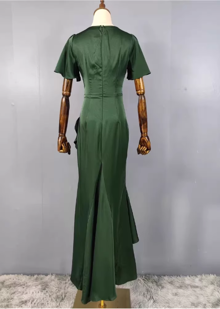 Elegant Dark Green Ruffled V-Neck Asymmetrical Hem Satin Formal Prom Dress