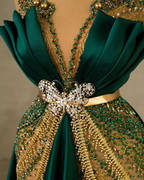 Elegant Dark Green V-Neck Luxury Beaded Mermaid Court Train Prom Dresses