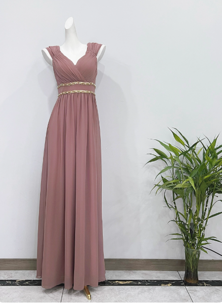 Elegant Dusty Pink A-Line Spaghetti Strap V-Neck Chiffon Long Formal Prom Dress Main image