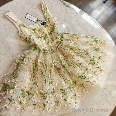 Elegant Flowers Straps Short Homecoming Dresses