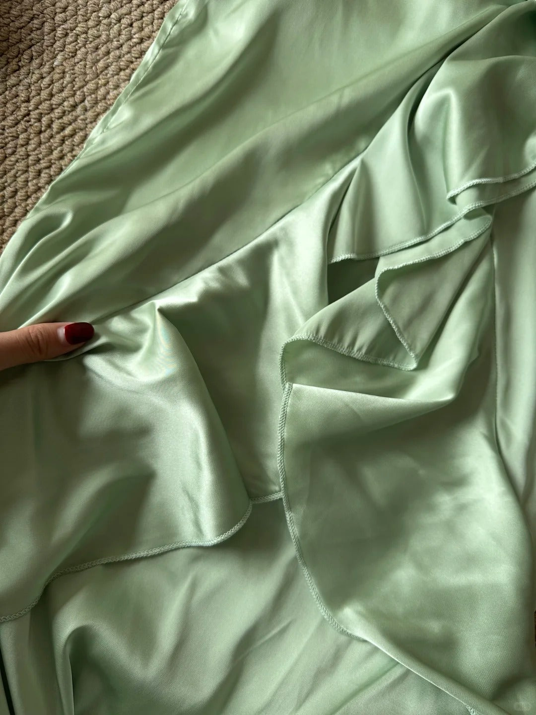 Elegant Green Slim Fit Halter Backless Ruffle Satin Formal Prom Dress