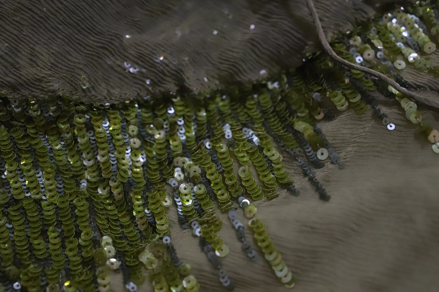 Elegant Green Spaghetti Strap Mermaid Ruffle Sequin Chiffon Long Formal Prom Dress