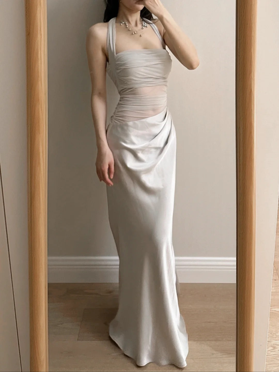 Elegant Grey Mermaid Halter Neck Square Neck Satin Tulle Long Formal Prom Dress Secondary image