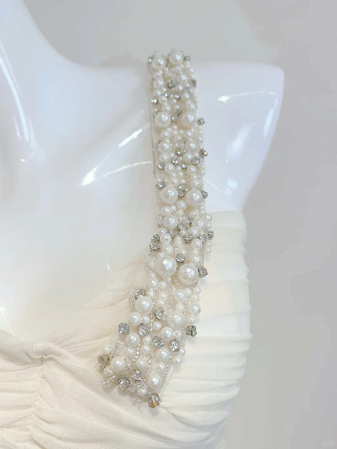 Elegant Ivory Mermaid One-Shoulder Neckline Pearl Rhinestone Satin Long Formal Prom Dress Bridesmaid Dress