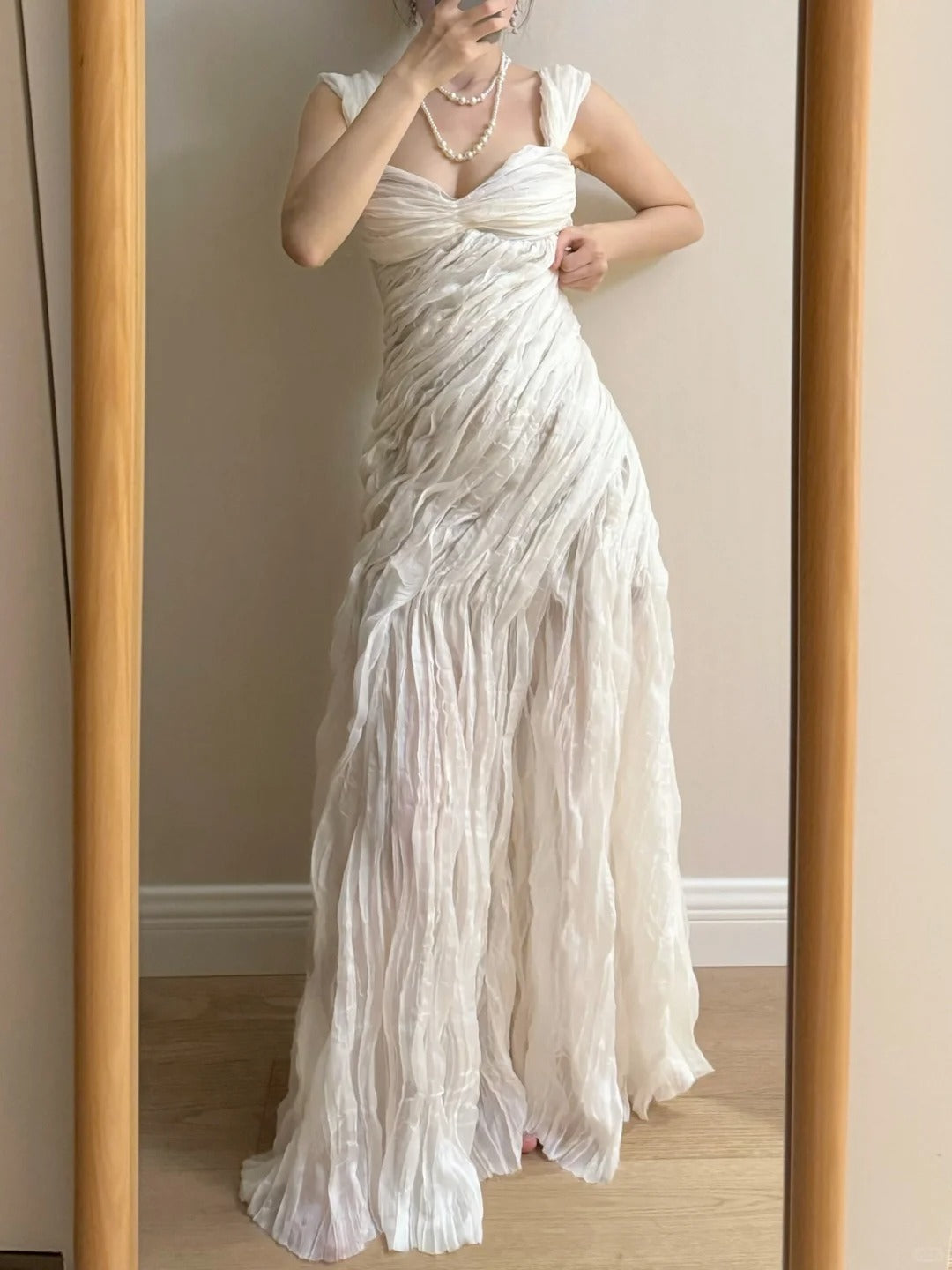 Elegant Ivory Pleated Satin Long Formal Prom Dress