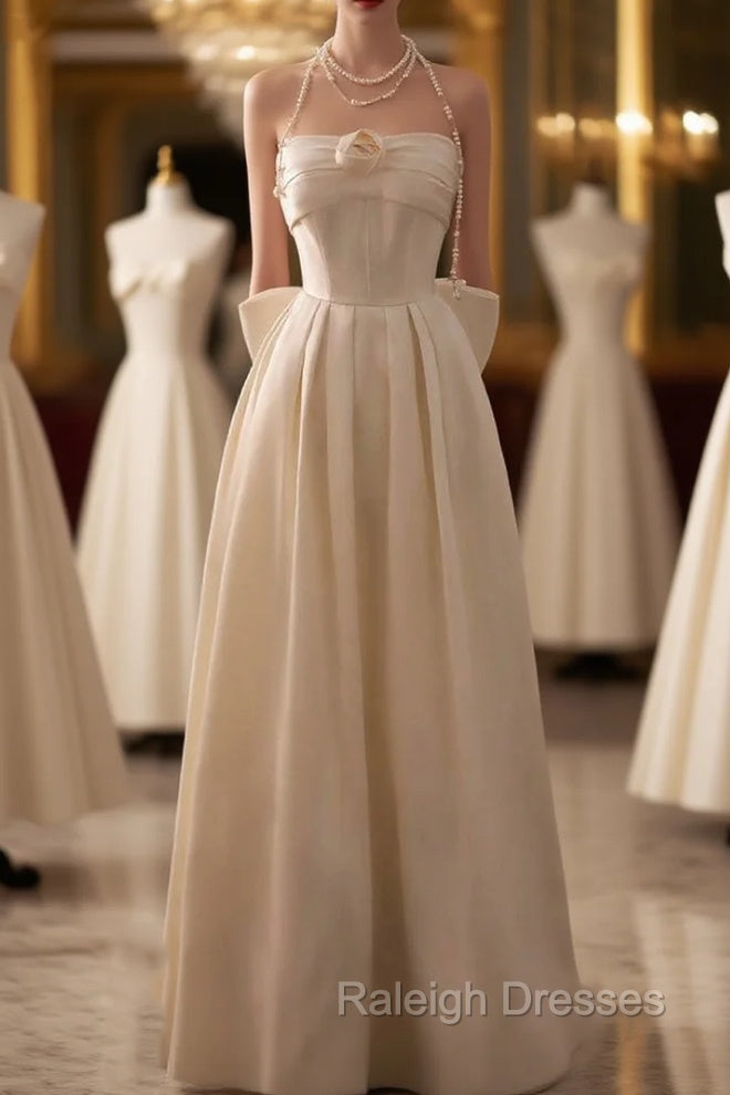 Elegant Ivory Satin Strapless Pleats Bow Wedding Dress Main image
