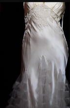 Elegant Ivory V-Neck Beaded Tulle Satin High-Low Formal Prom Dress