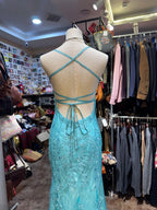 Elegant Lake Blue Mermaid Halter-Neck Lace Long Formal Prom Dress