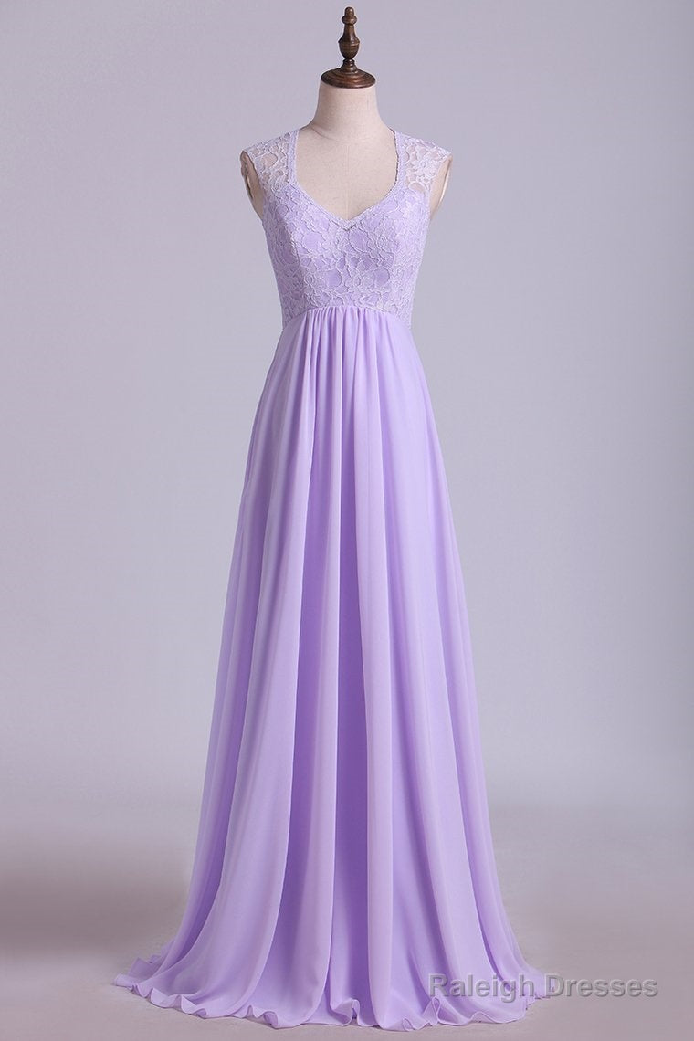 Elegant Lavender Lace Top Long Bridesmaid Dresses