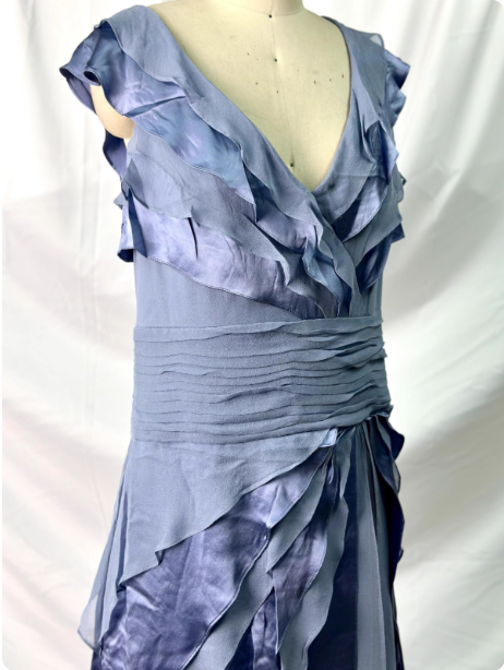 Elegant Layered Gradient Gray-Blue Slim-Fit V-Neck Ruffled Tiered Chiffon Long Formal Prom Dress