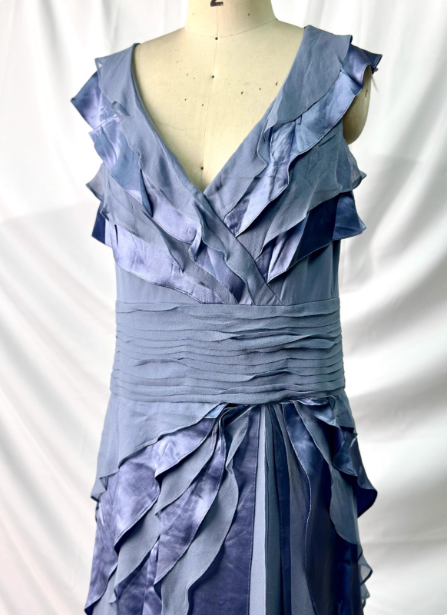 Elegant Layered Gradient Gray-Blue Slim-Fit V-Neck Ruffled Tiered Chiffon Long Formal Prom Dress