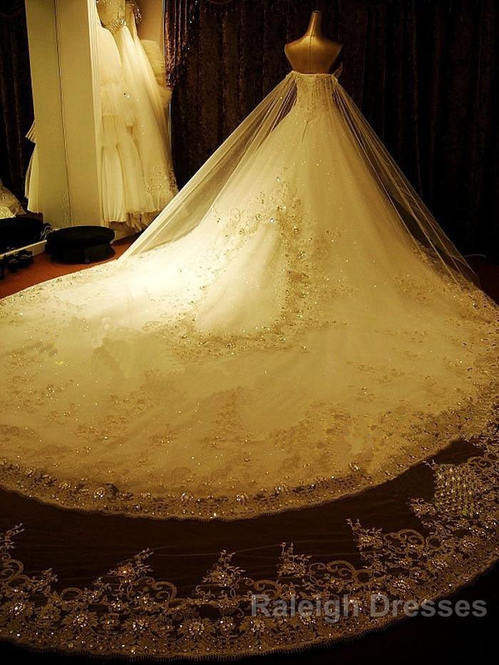 Elegant Long A Line Sweetheart Appliques Crystal Beading Wedding Dresses Main image