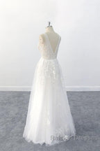 Elegant Long A Line V Neck Appliques Tulle Backless Wedding Dresses