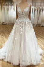 Elegant Long A Line V Neck Spaghetti Straps Appliques Lace Ruffles Tulle Wedding Dresses