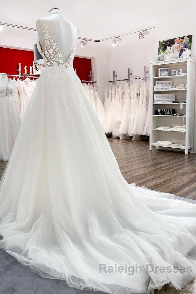 Elegant Long A Line V Neck Tulle Lace Open Back Wedding Dresses