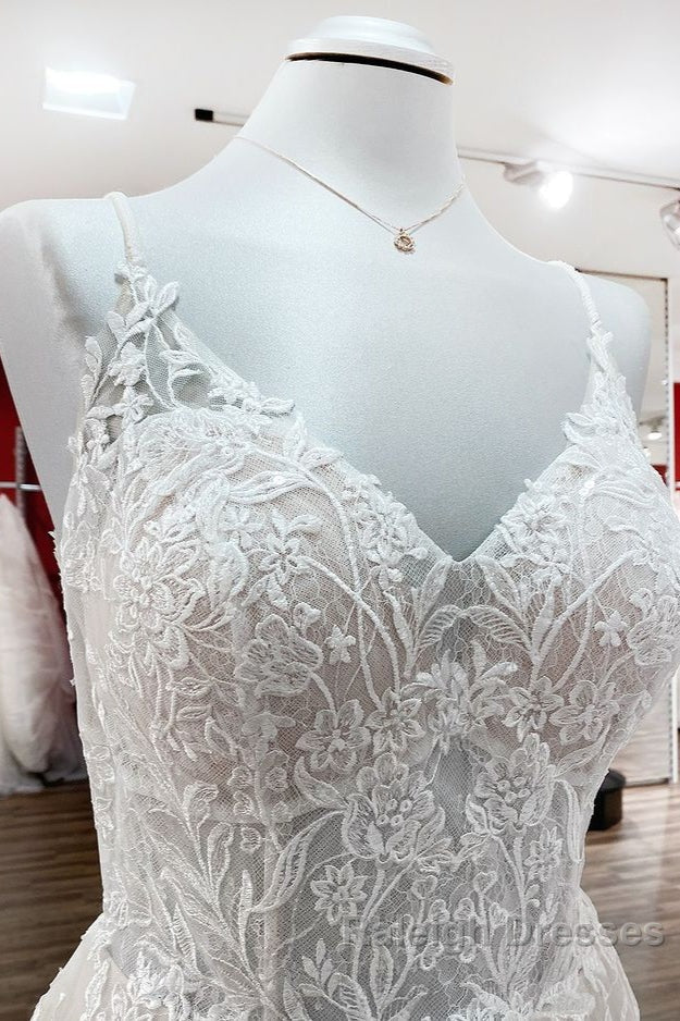 Elegant Long A Line V Neck Tulle Spaghetti Straps Lace Wedding Dresses