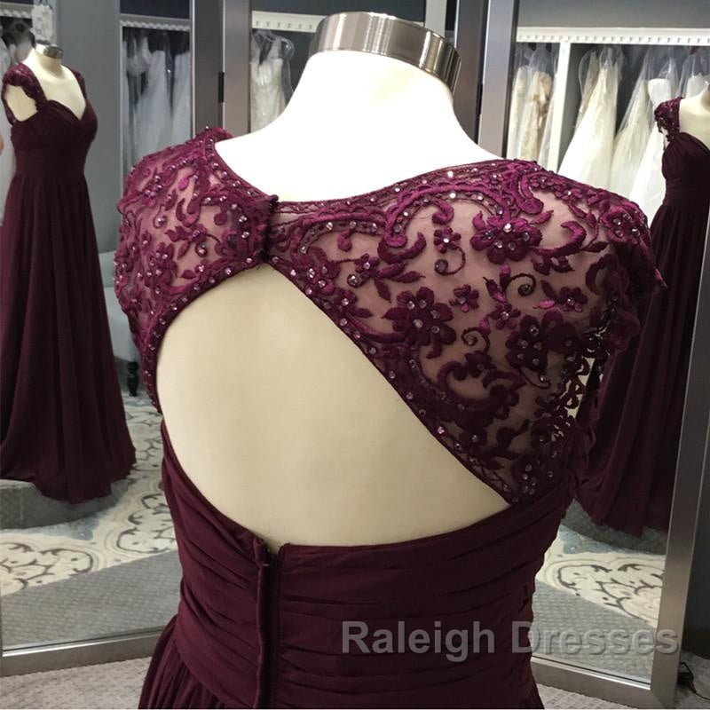 Elegant Long Chiffon Backless Bridesmaid Dresses Lace Cap Sleeves