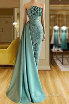Elegant Long Green Mermaid Sleeveless Beading Prom Dresses With Ruffles Long