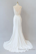 Elegant Long Mermaid V Neck Lace Backless Wedding Dresses