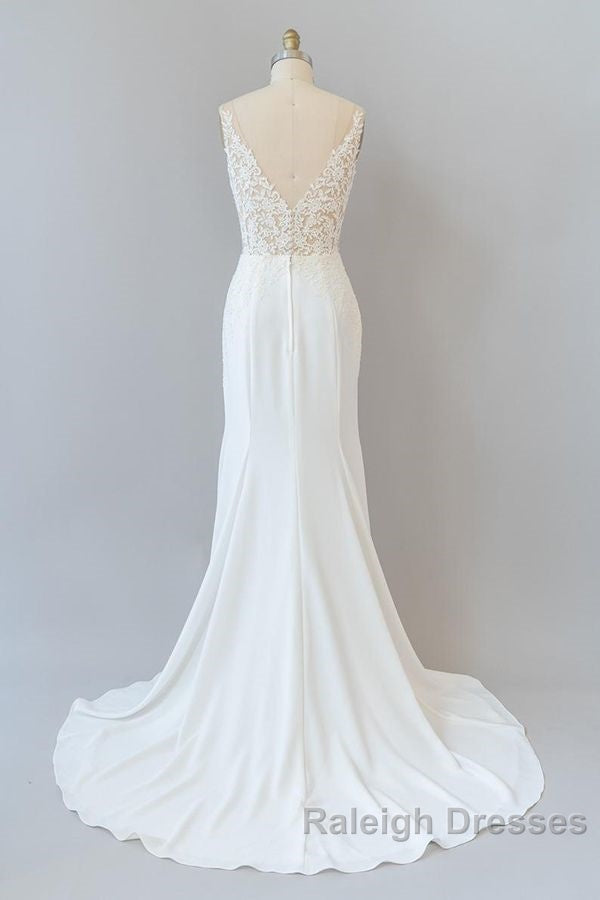 Elegant Long Mermaid V Neck Lace Backless Wedding Dresses