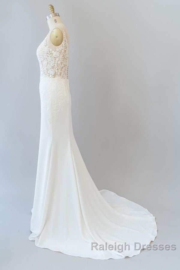 Elegant Long Mermaid V Neck Lace Backless Wedding Dresses