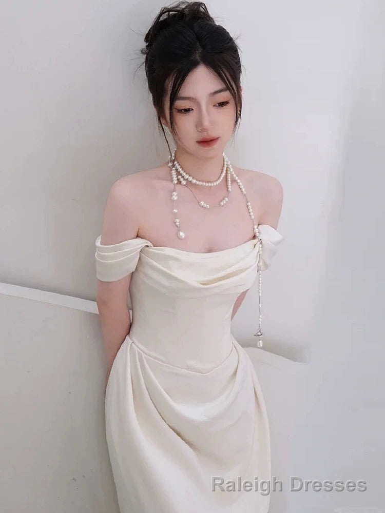 Elegant Mermaid Off The Shoulder Ivory Wedding Dresses With Train Bridal Gown