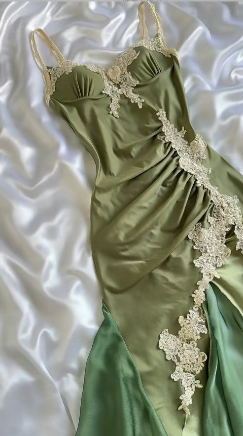 Elegant Navy Blue Spaghetti Straps Mermaid Satin Appliques Prom Dress Prom Dress