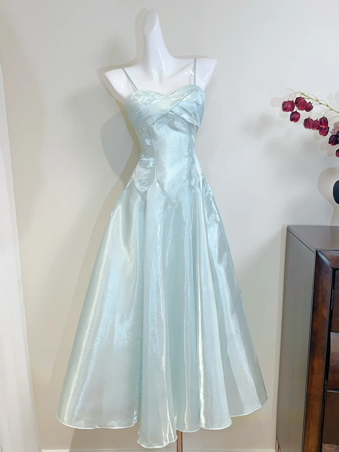 Elegant Mint Green A-Line Strappy Satin Formal Prom Dress