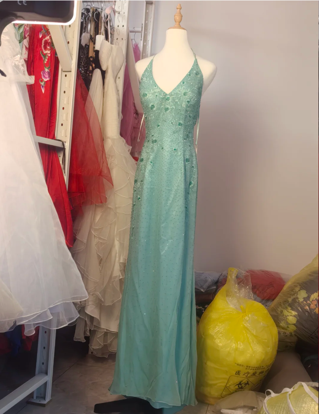 Elegant Mint Green Fitted Beaded Halter Neck Backless Long Formal Prom Dress