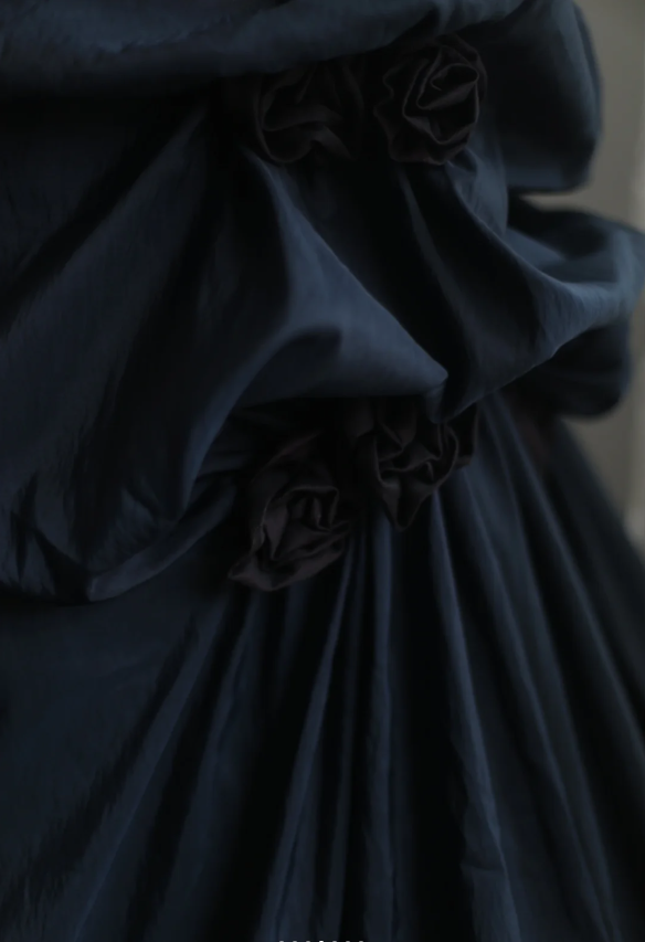 Elegant Navy Blue Mermaid Pleated Satin Long Formal Prom Dress