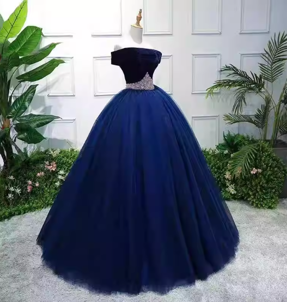 Elegant Navy Blue Off-The-Shoulder Velvet Tulle Ball Gown Prom Dress Sweet 16 Dress Secondary image