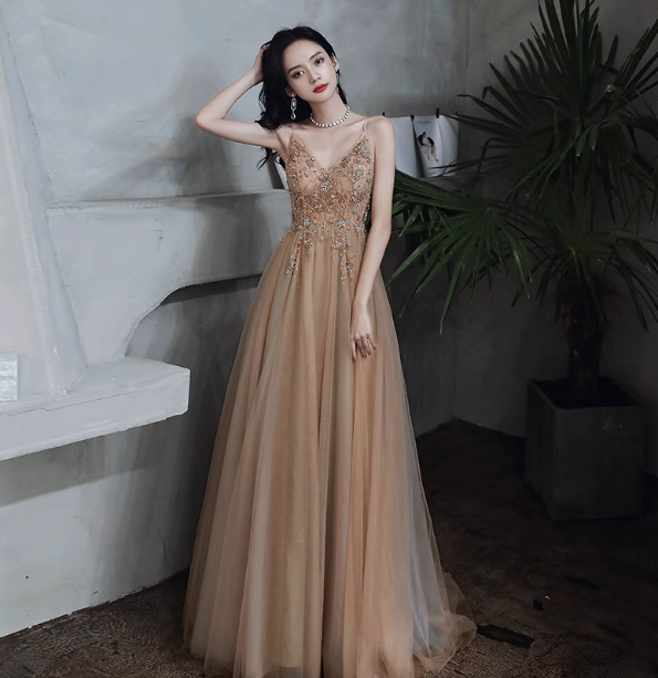 Elegant Nude Apricot A-Line Spaghetti Strap V-Neck Beaded Tulle Long Formal Prom Dress Main image